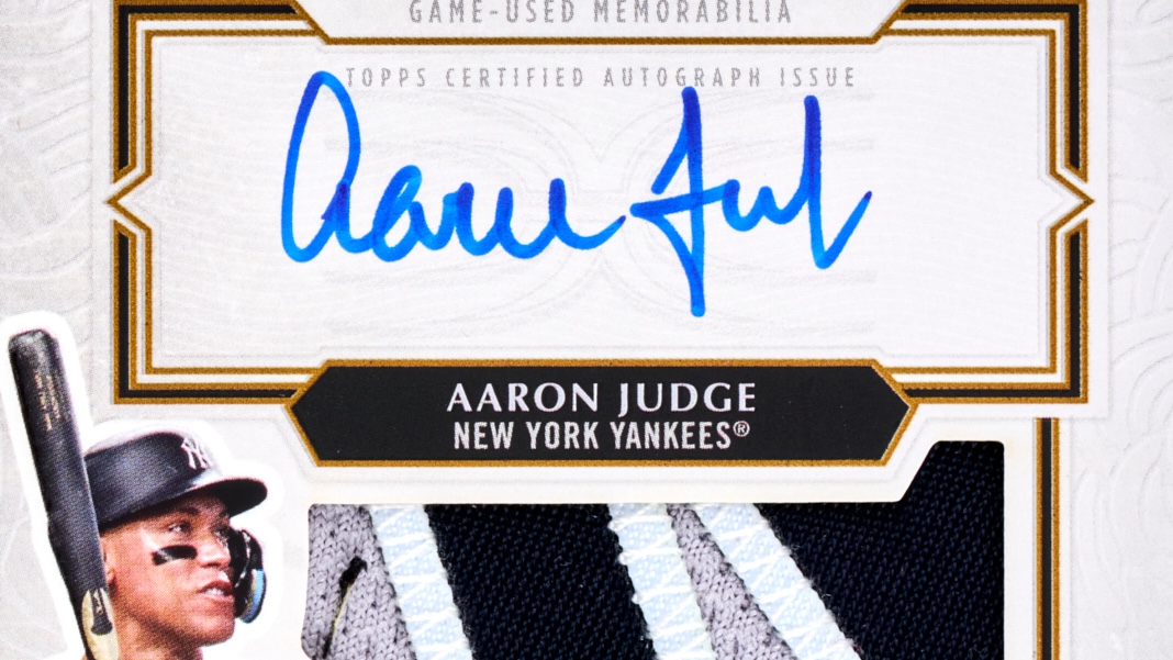 2025 Topps Definitive Baseball