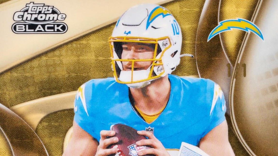 2025 Topps Chrome Black Football